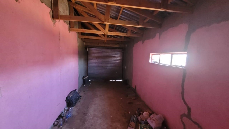 2 Bedroom Property for Sale in Botshabelo Free State